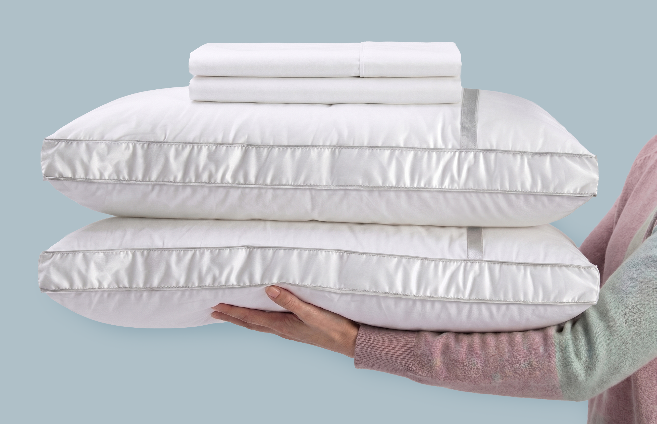 Set 2 Perne Best Sleep, Satin Touch, fibra siliconizata, antialergica + Cadou 2 Huse perna